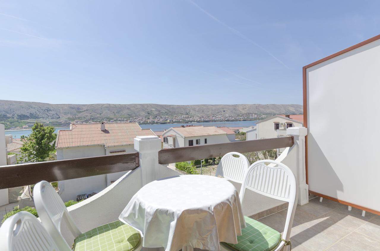Apartments Spavalo Pag Town Exterior photo